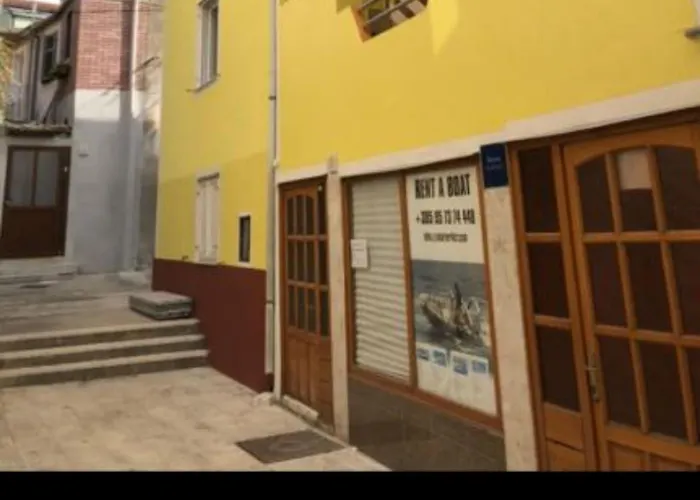 Miramar Biograd Na Moru